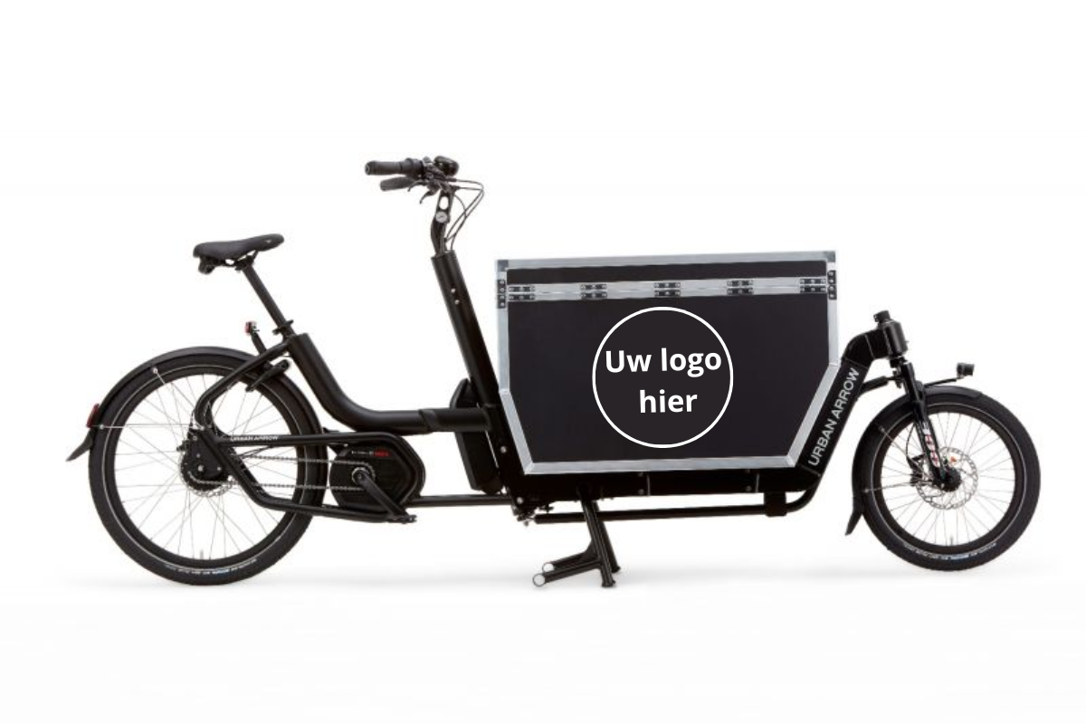 Urban Arrow Cargo met een logo op de zijkant